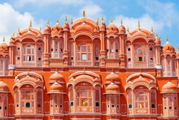 One day Jaipur sightseeing tour by cab